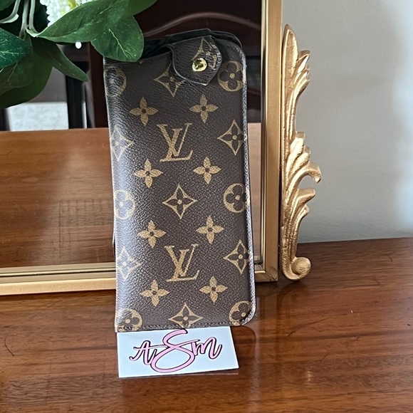 Monogram MM Sunglasses Case - Picture 6 of 10